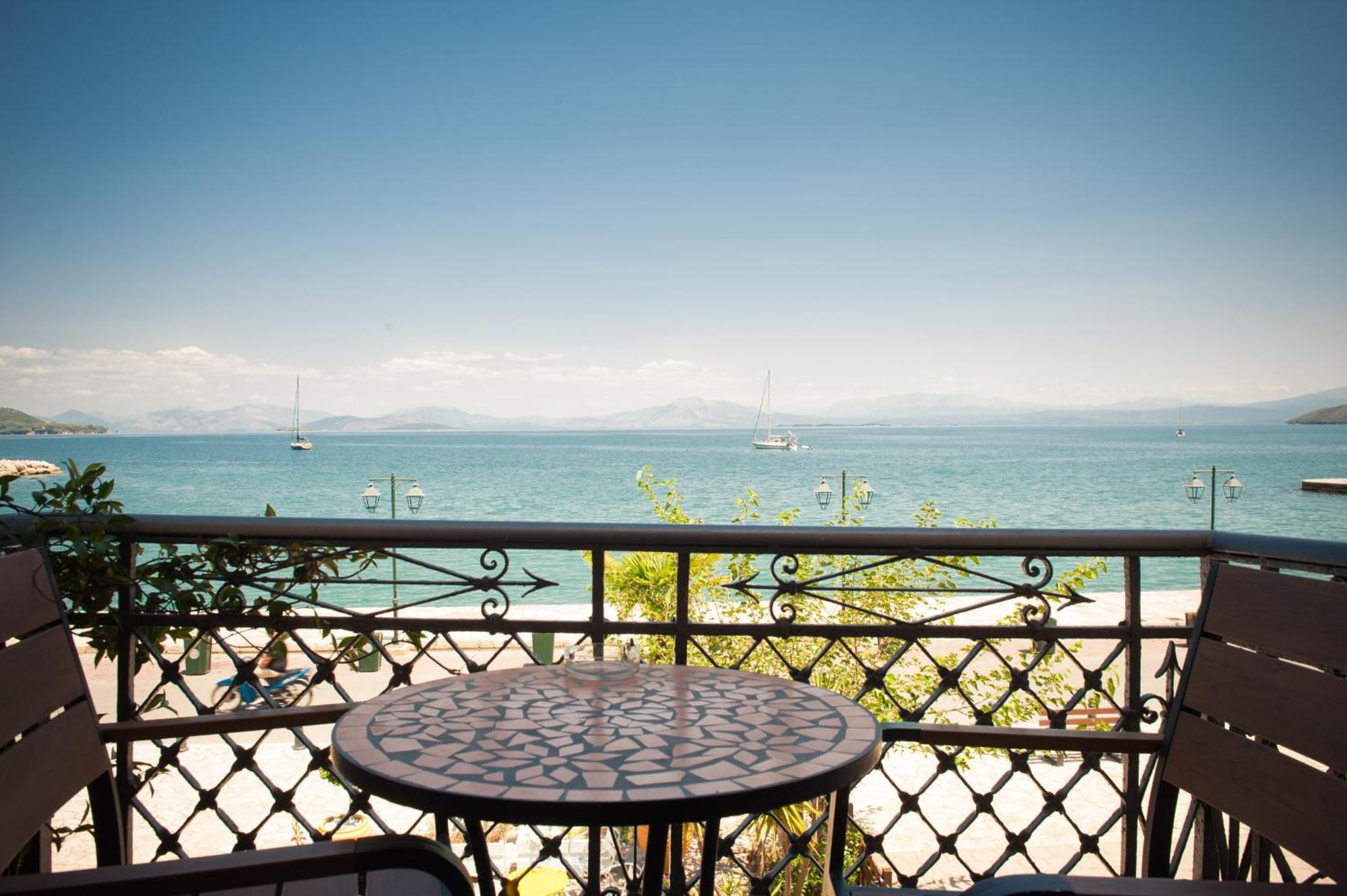Seafront Stone Suites Vónitsa Buitenkant foto