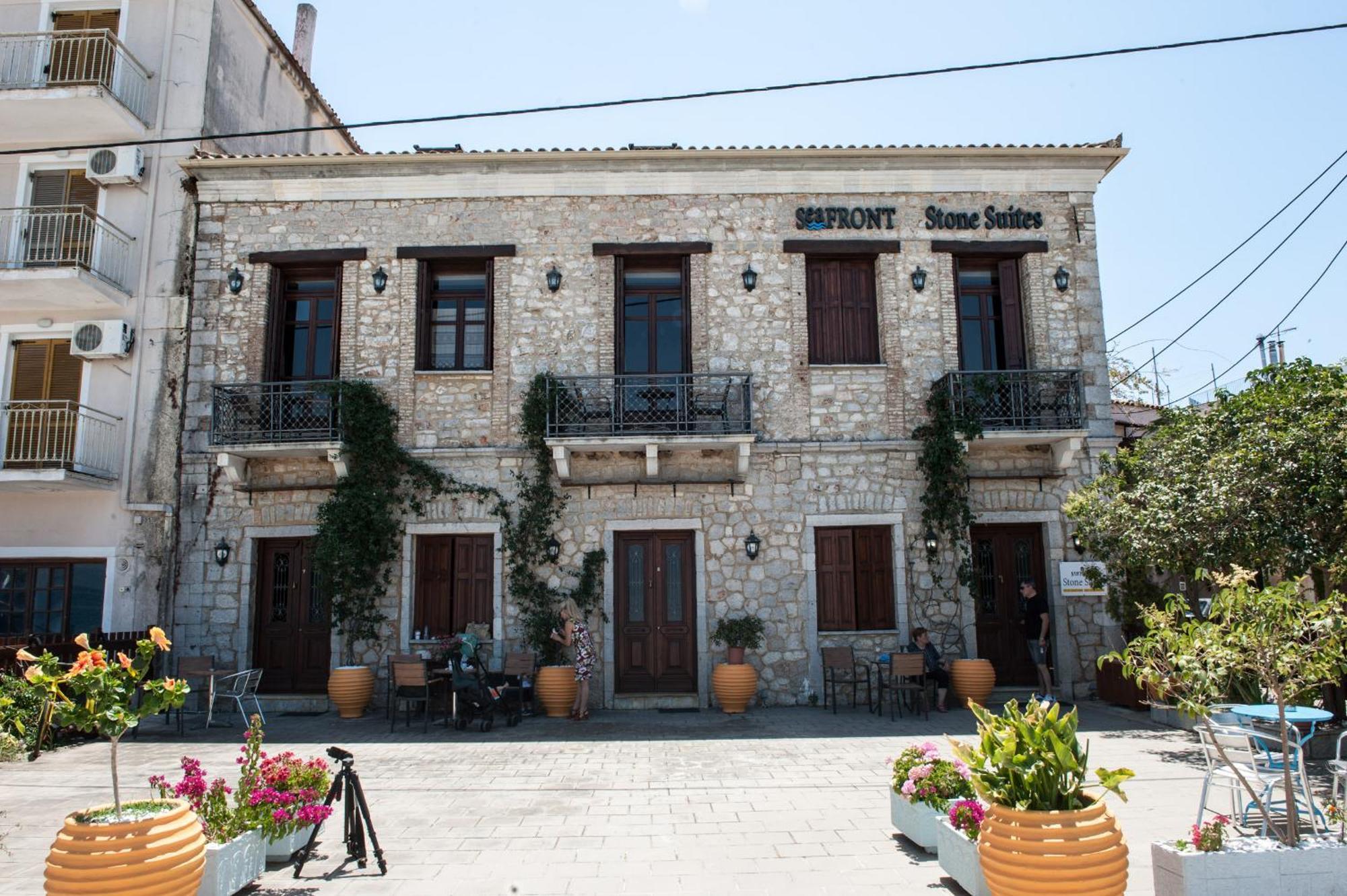 Seafront Stone Suites Vónitsa Buitenkant foto