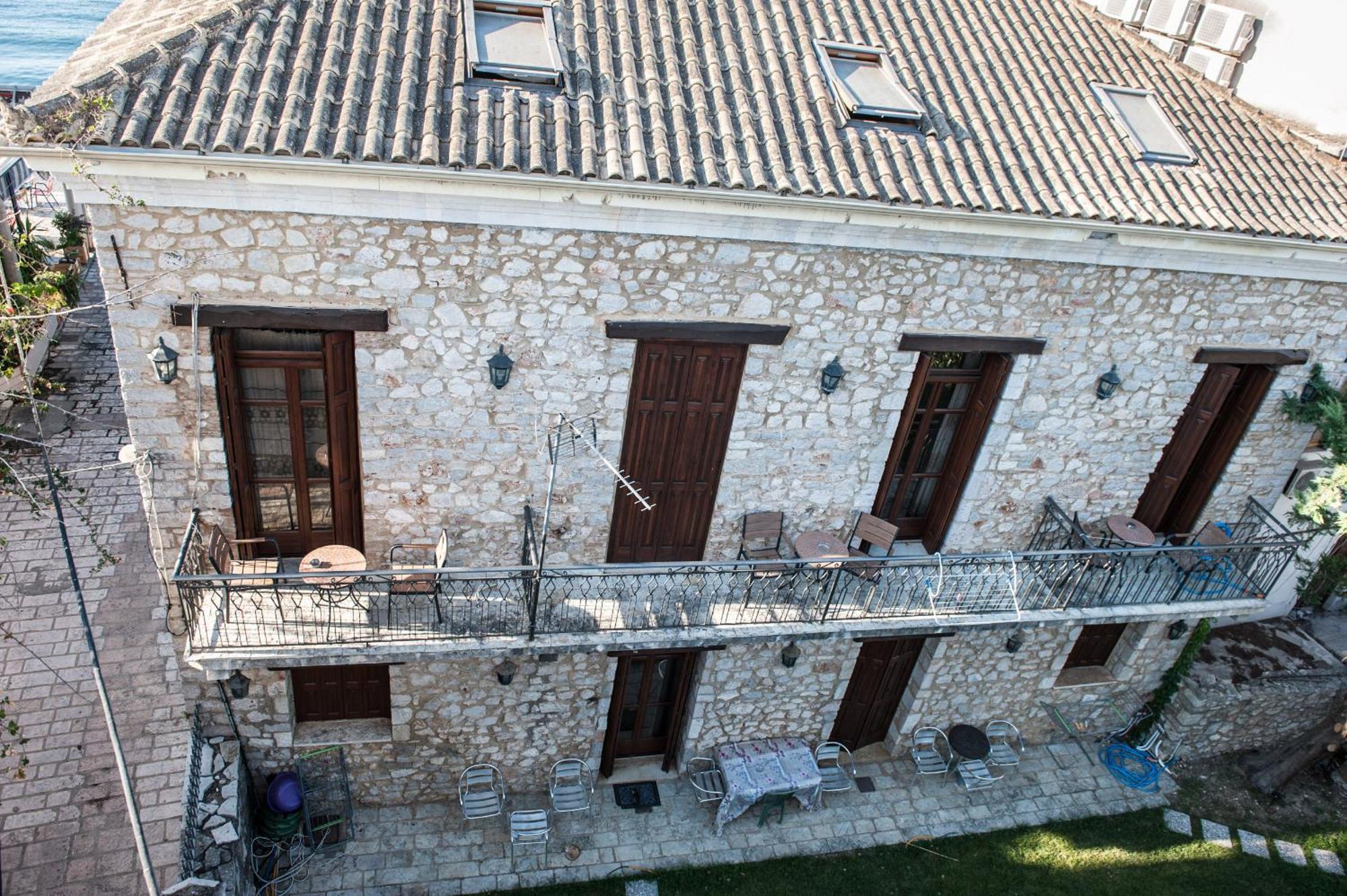 Seafront Stone Suites Vónitsa Buitenkant foto