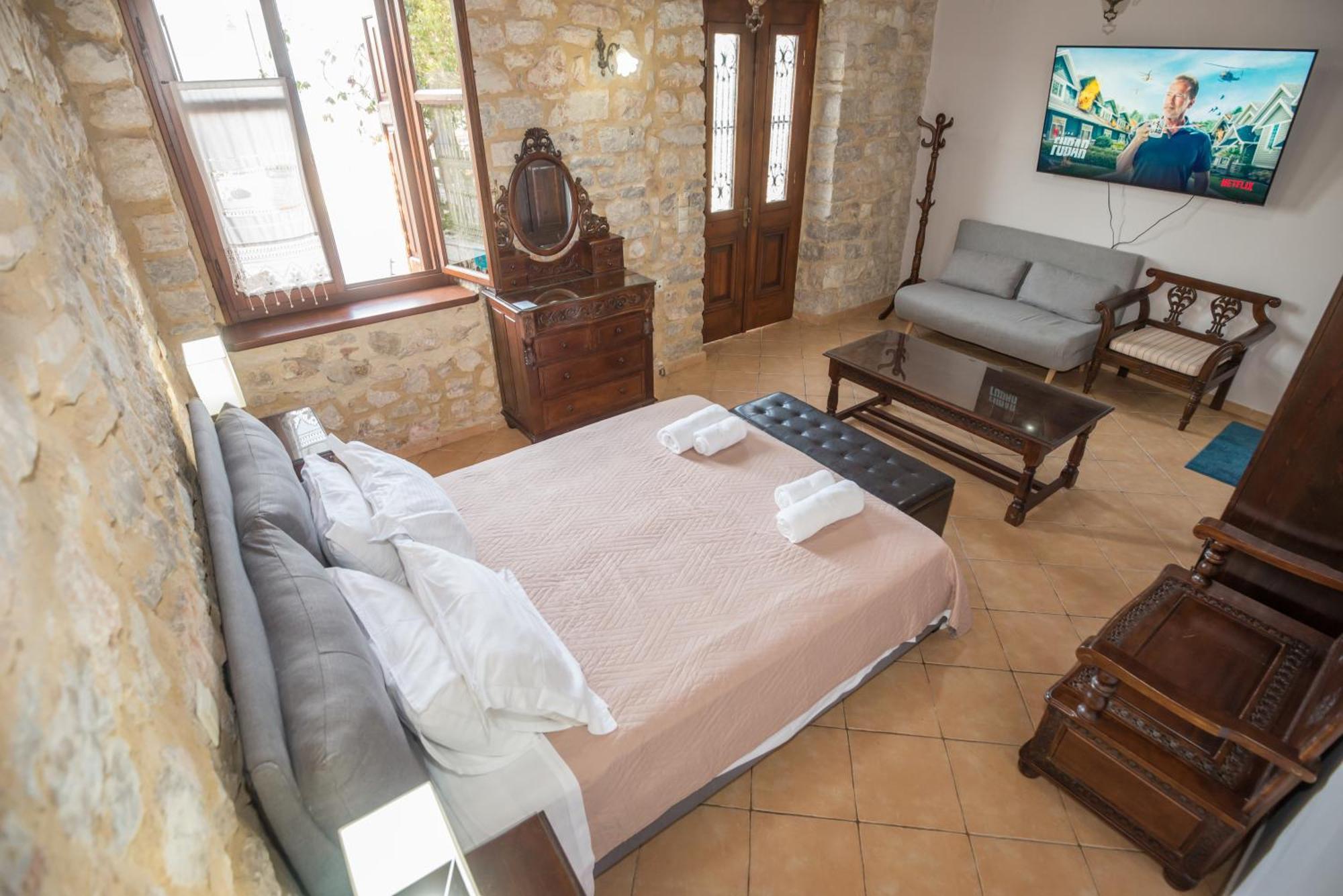 Seafront Stone Suites Vónitsa Buitenkant foto