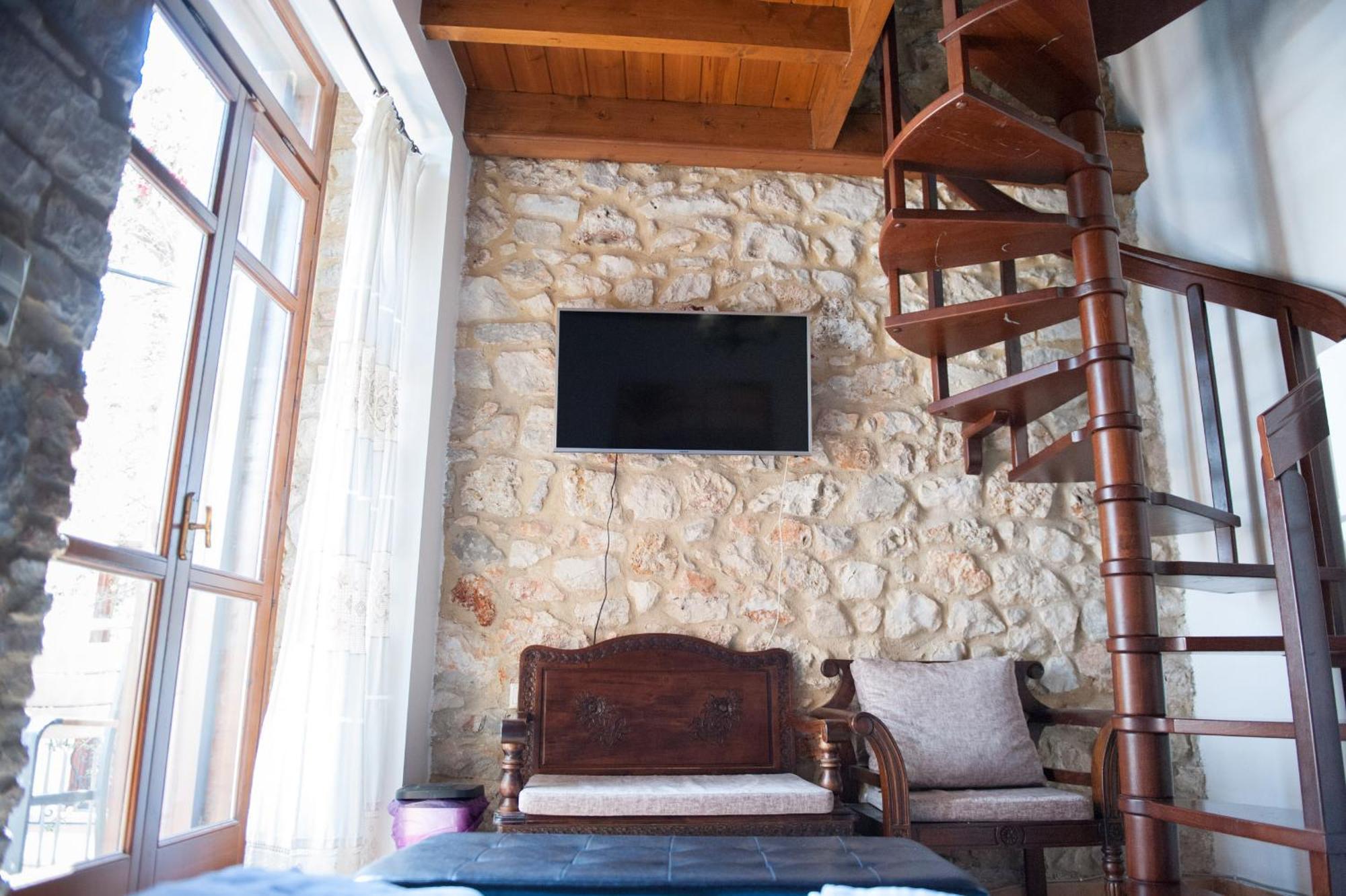 Seafront Stone Suites Vónitsa Buitenkant foto