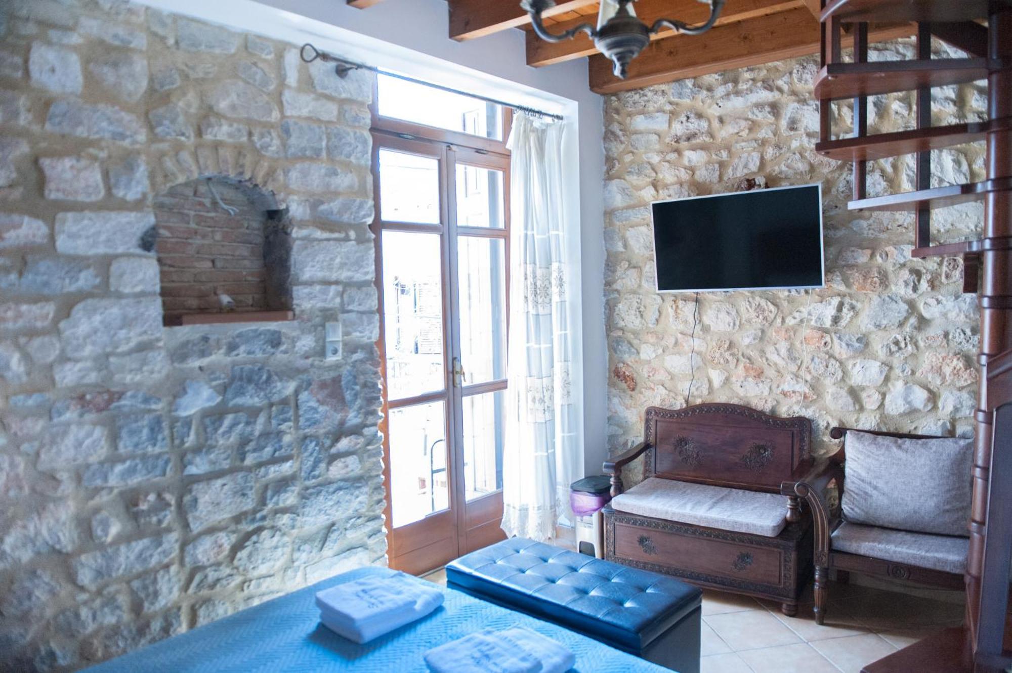 Seafront Stone Suites Vónitsa Buitenkant foto