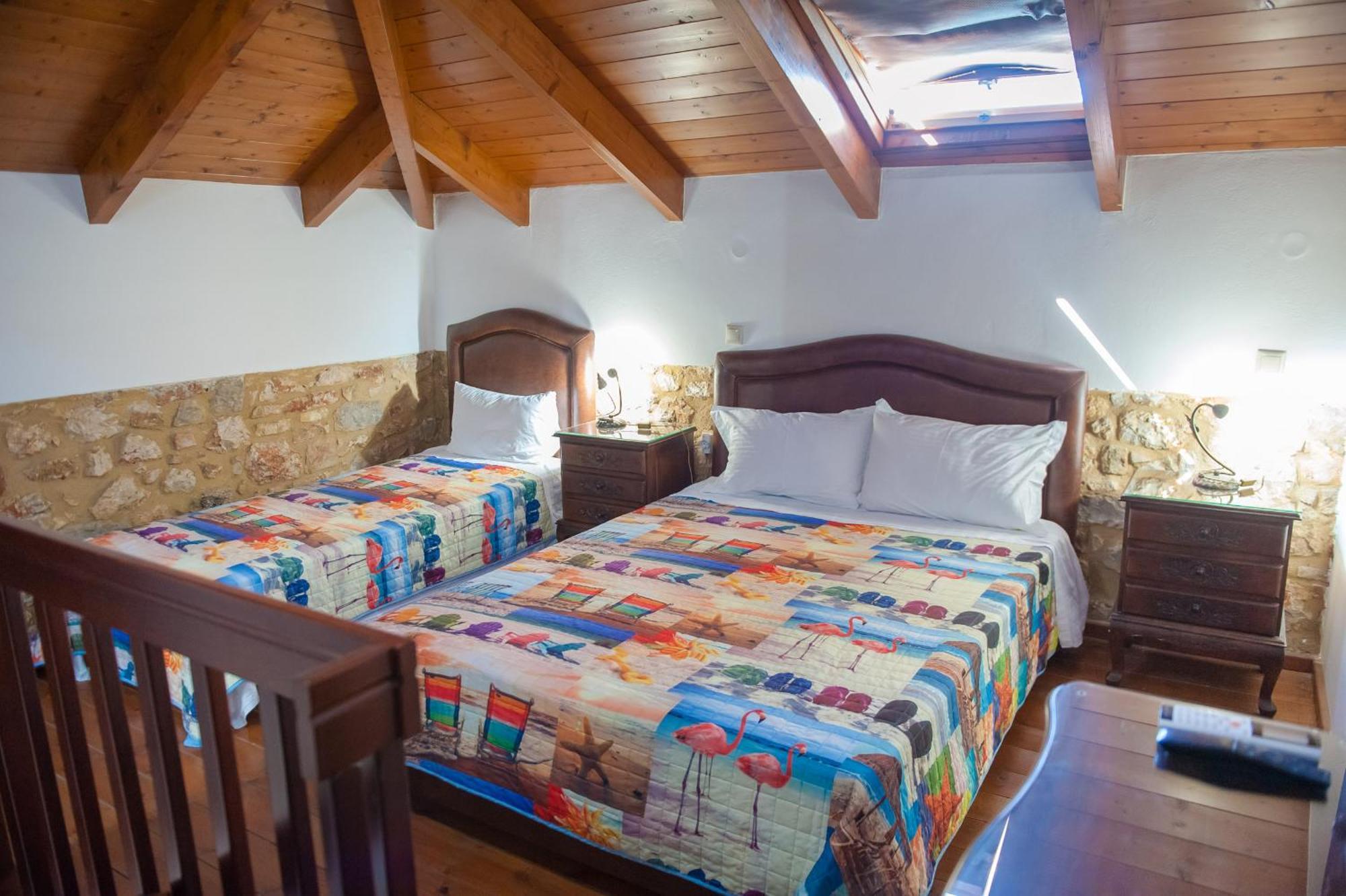 Seafront Stone Suites Vónitsa Buitenkant foto